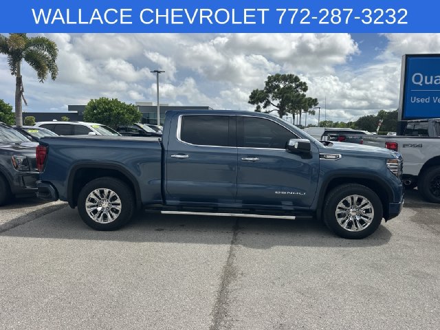 Used 2025 GMC Sierra 1500 Denali w/ Technology Package AWD/4WD image 3