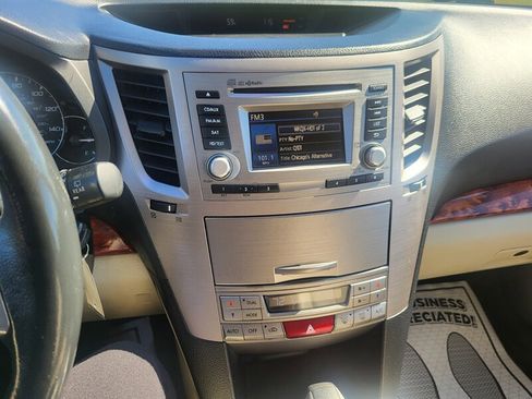 Used 2012 Subaru Outback 2.5i Limited w/ Moonroof Pkg image 11