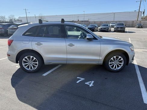 Used 2016 Audi Q5 2.0T Premium Plus w/ Technology Package image 9