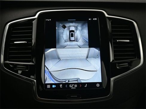 Used 2024 Volvo XC90 B6 Plus w/ Protection Package Premier image 21