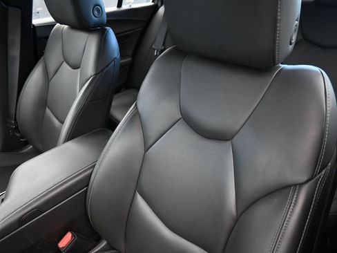 Used 2024 Cadillac CT4 Luxury image 18