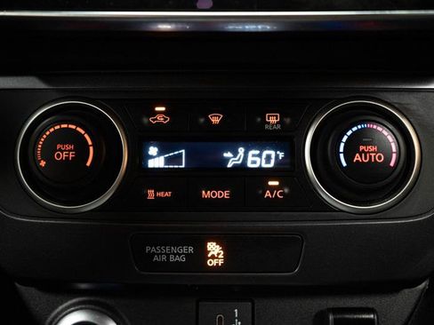 Used 2024 Nissan Leaf S image 20