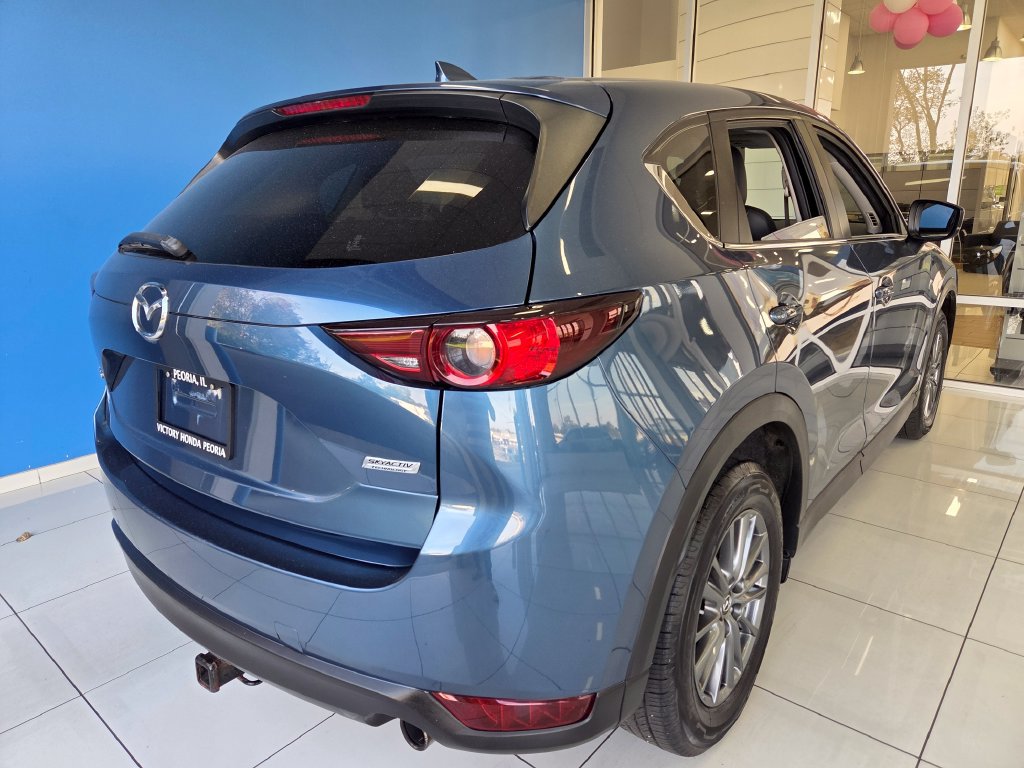 Used 2017 MAZDA CX-5 Touring w/ Preferred Equipment Package FWD image 6