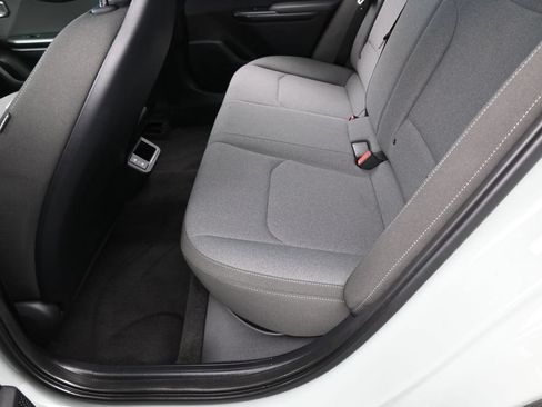 Used 2025 Kia K4 FWD image 31