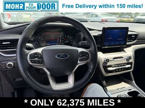 Used 2022 Ford Explorer XLT w/ Equipment Group 202A AWD/4WD image 24