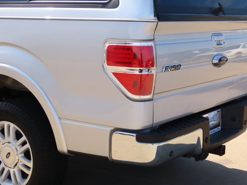 Used 2014 Ford F150 Lariat w/ Equipment Group 501A Mid image 15