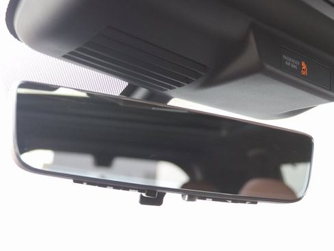 New 2025 Mitsubishi Outlander SEL image 21