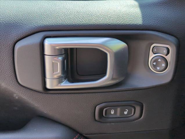 Used 2021 Jeep Gladiator Rubicon AWD/4WD image 19