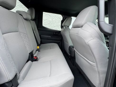 Used 2024 Toyota Tacoma SR5 AWD/4WD image 10