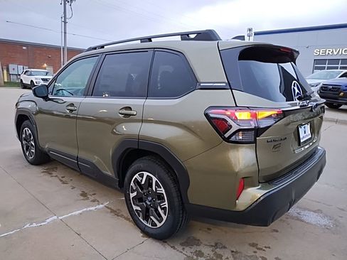 New 2026 Subaru Forester Touring AWD/4WD image 10