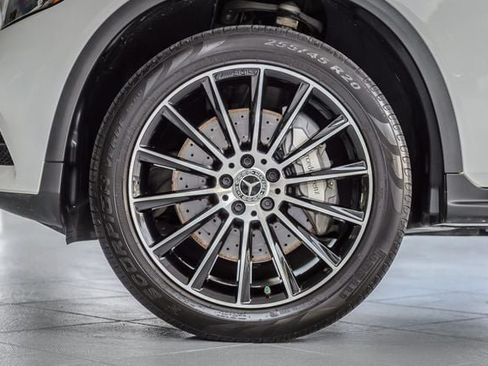 Used 2019 Mercedes-Benz GLC 300 image 13