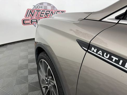 Used 2019 Lincoln Nautilus Reserve w/ Ultimate Package AWD/4WD image 25