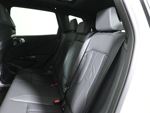 New 2026 BMW X3 xDrive30i w/ Premium Package AWD/4WD image 4