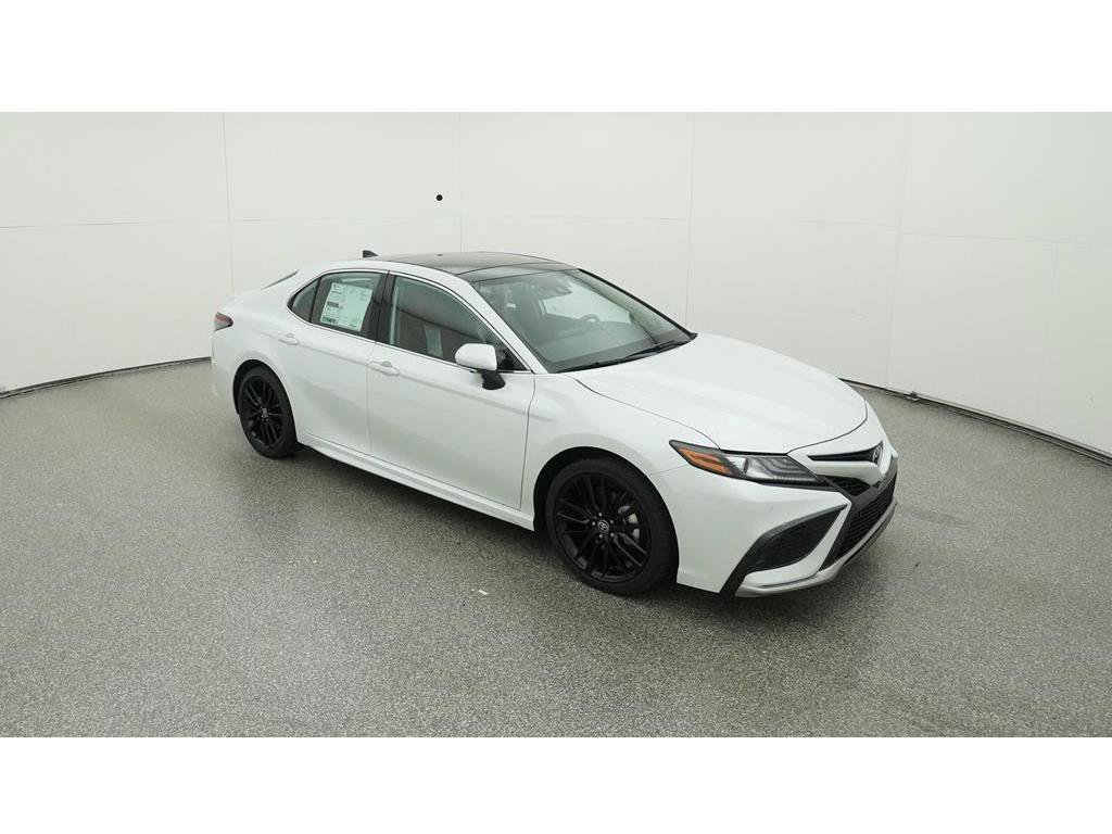 Used 2024 Toyota Camry XSE w/ Navigation Package FWD image 17