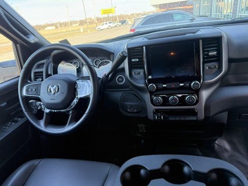 Used 2025 RAM 2500 Tradesman w/ Bed Convenience Group image 7