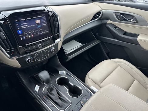 Certified 2023 Chevrolet Traverse LT image 33
