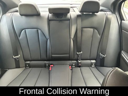 Used 2025 BMW 330i Sedan w/ Convenience Package RWD image 13
