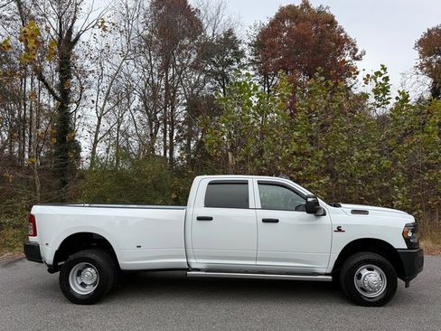 Used 2024 RAM 3500 Tradesman image 5