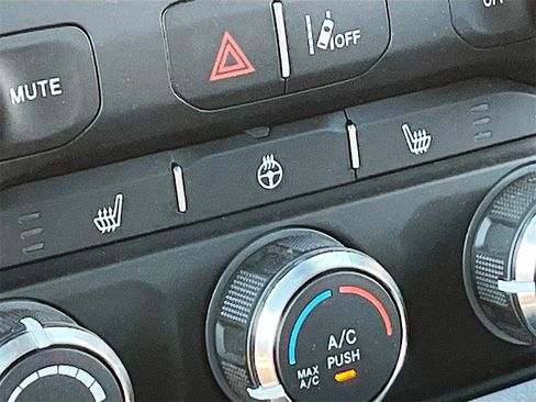 Used 2024 RAM 1500 Big Horn image 20