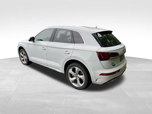 Used 2021 Audi Q5 2.0T Premium Plus w/ Premium Plus Package AWD/4WD image 5