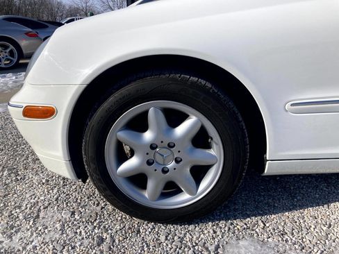 Used 2003 Mercedes-Benz C 240 Sedan image 18