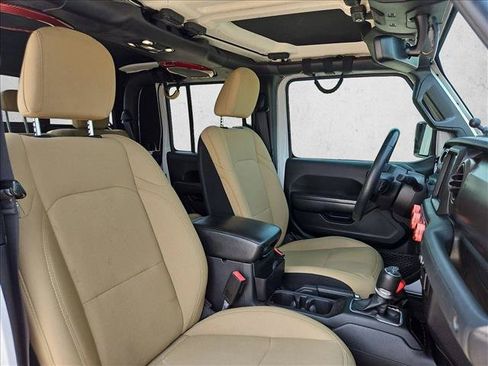 Used 2021 Jeep Gladiator Sport AWD/4WD image 22