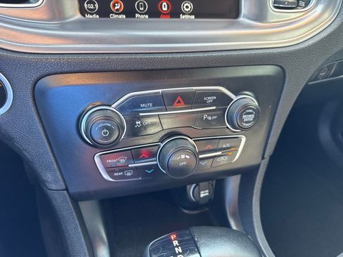 Used 2023 Dodge Charger SXT RWD image 13
