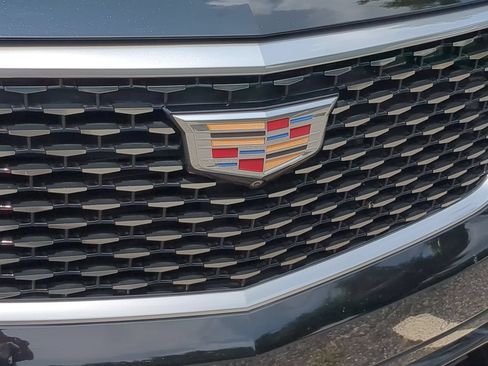 Used 2022 Cadillac XT6 Premium Luxury w/ Platinum Package AWD/4WD image 31