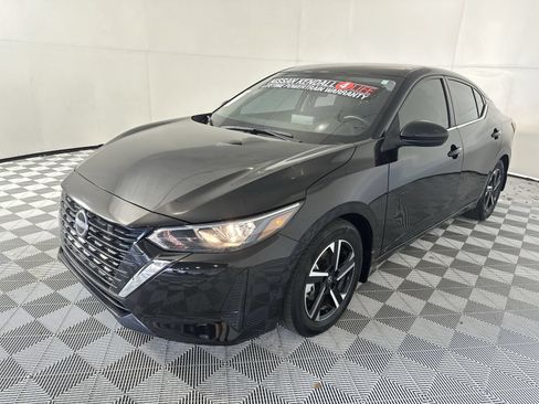 Certified 2024 Nissan Sentra SV FWD image 4