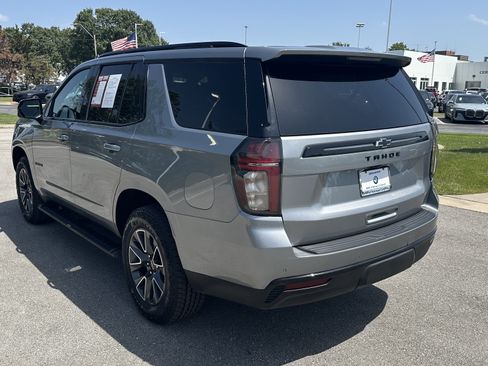 Used 2023 Chevrolet Tahoe Z71 w/ Luxury Package AWD/4WD image 8