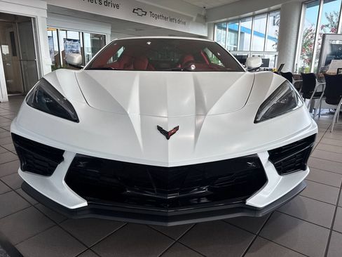Used 2023 Chevrolet Corvette Stingray Premium Cpe w/ Z51 Performance Package RWD image 2