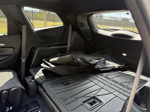 Used 2023 Buick Enclave Avenir w/ Trailering Package, 5000 lbs. AWD/4WD image 27