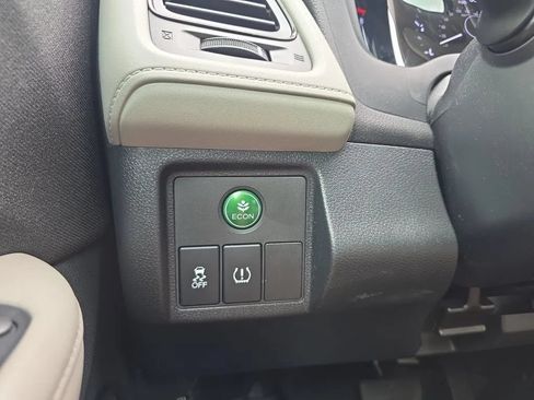 Used 2021 Honda HR-V LX image 22