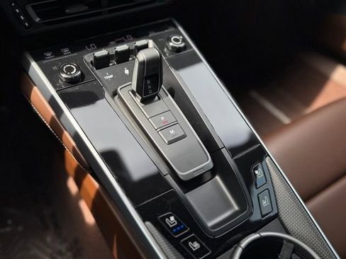 Certified 2025 Porsche 911 Turbo S AWD/4WD image 32