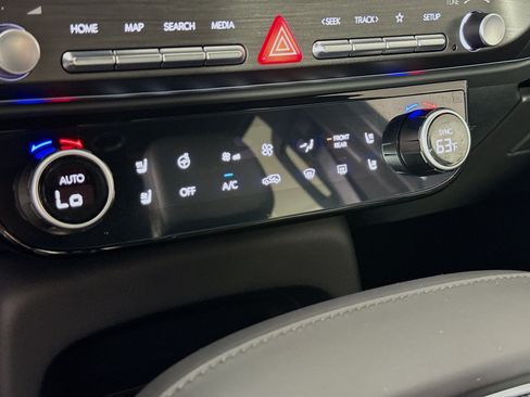 Used 2026 Hyundai Palisade Calligraphy AWD/4WD image 19