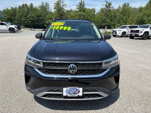 Used 2022 Volkswagen Taos S AWD/4WD image 2