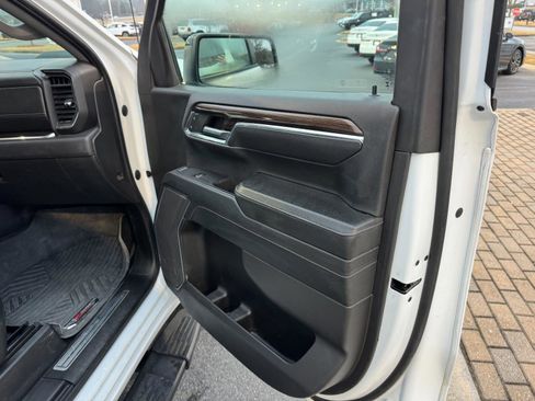 Used 2023 Chevrolet Silverado 1500 LT Trail Boss w/ Protection Package image 10