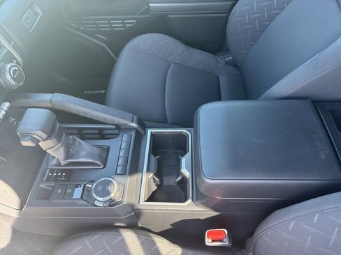 Used 2024 Toyota Tacoma SR5 image 15