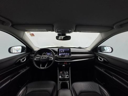 Used 2022 Jeep Compass Trailhawk AWD/4WD image 17