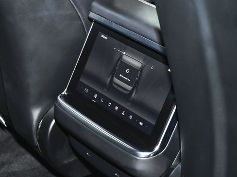 Used 2021 Tesla Model S Plaid image 47