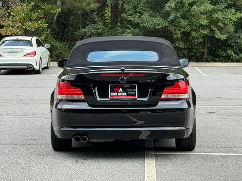 Used 2011 BMW 128i Convertible image 10