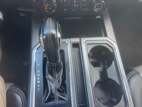 Used 2017 Ford F150 XLT w/ Equipment Group 302A Luxury image 31