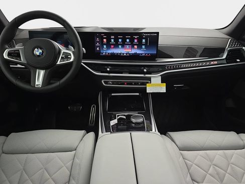 New 2026 BMW X5 xDrive40i w/ M Sport Package AWD/4WD image 10
