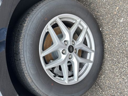 Used 2023 Ford Edge SEL image 10