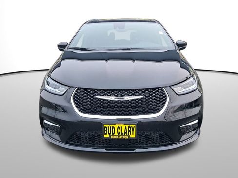 New 2026 Chrysler Pacifica Select image 9