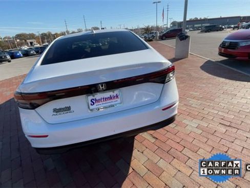 Certified 2024 Honda Accord EX image 8
