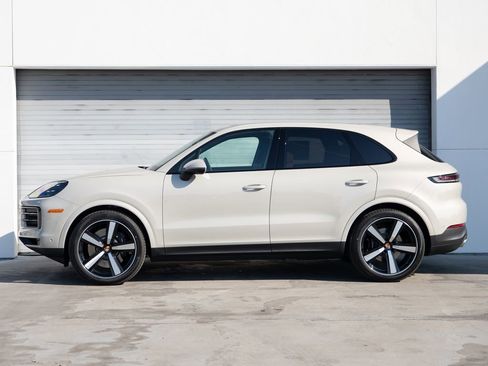 New 2026 Porsche Cayenne S image 2