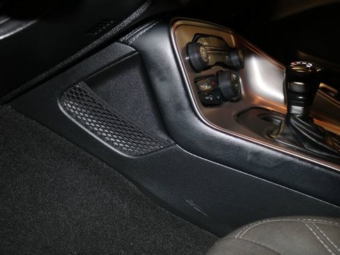 Used 2023 Dodge Challenger SXT RWD image 56