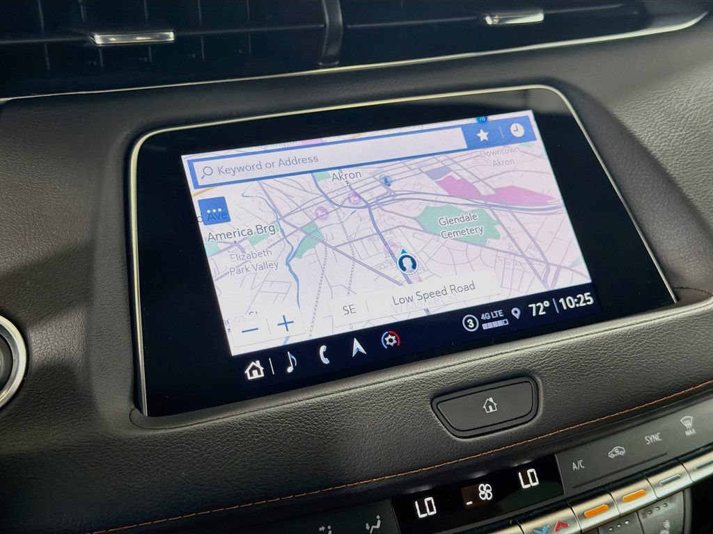 Used 2022 Cadillac XT4 Sport w/ LPO, Onyx Lite Package AWD/4WD image 15