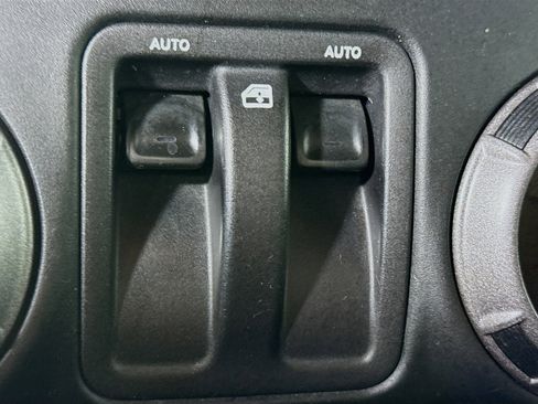 Used 2017 Jeep Wrangler Sport w/ Quick Order Package 24S image 22